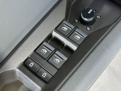 Certified 2024 Audi Q4 e-tron Premium Plus image 18