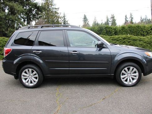 Used 2012 Subaru Forester 2.5X Limited image 13
