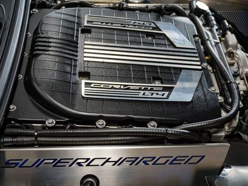 Used 2015 Chevrolet Corvette Z06 w/ Z07 Performance Package RWD image 60