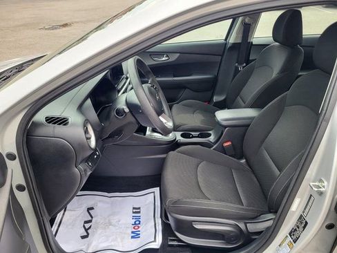 Used 2021 Kia Forte LXS image 10