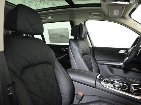 New 2026 BMW X7 xDrive40i AWD/4WD image 34