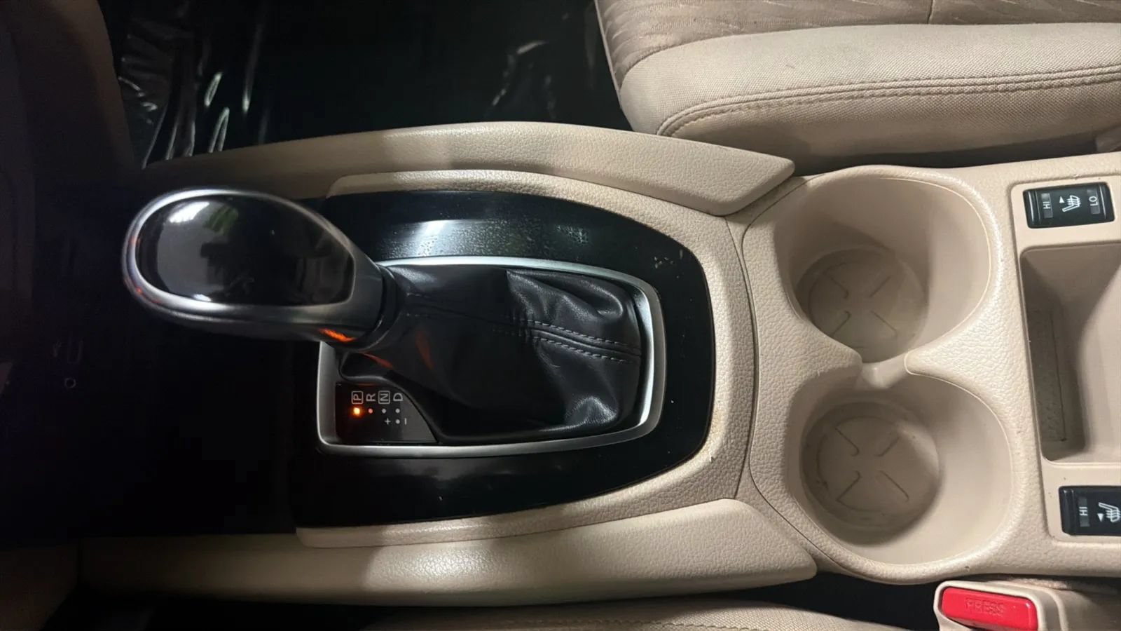 Used 2019 Nissan Rogue SV FWD image 12
