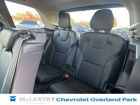 Used 2023 Volvo XC90 B5 Core AWD/4WD image 32