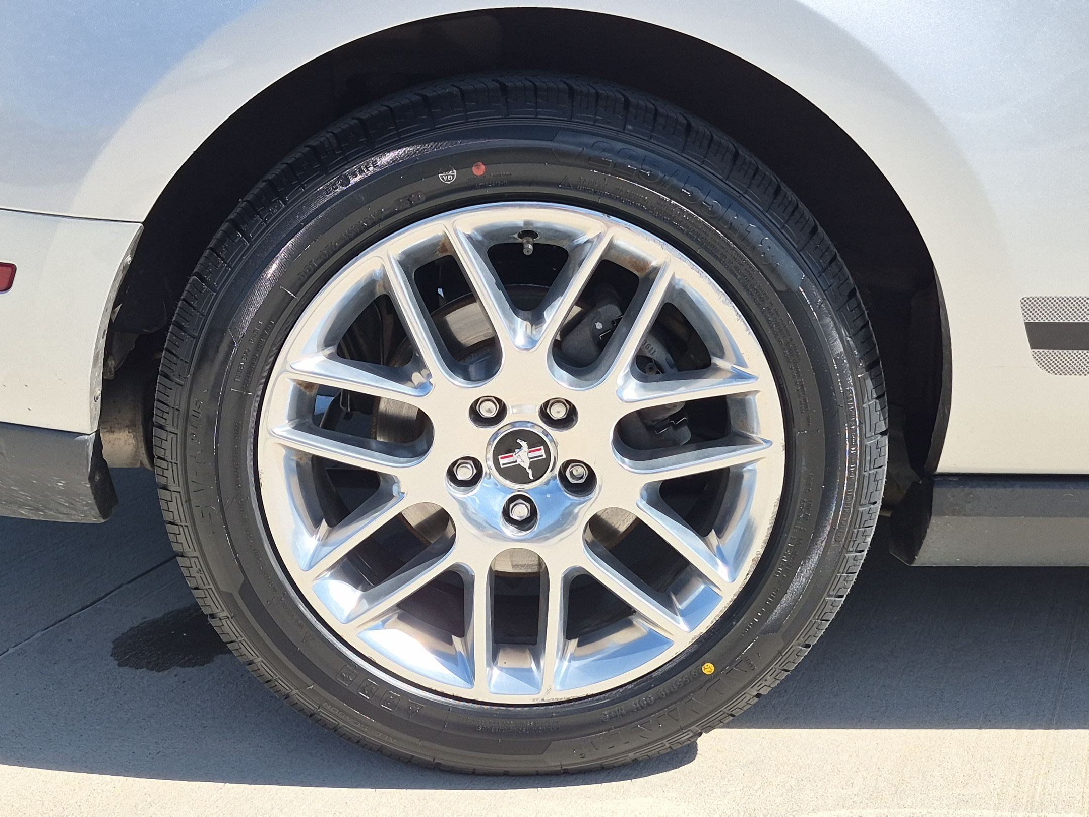 Used 2012 Ford Mustang Premium RWD image 12