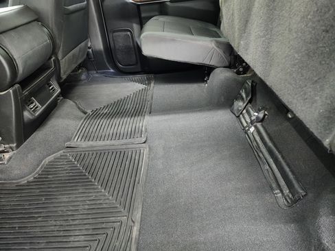 Used 2022 GMC Sierra 2500 SLE image 35