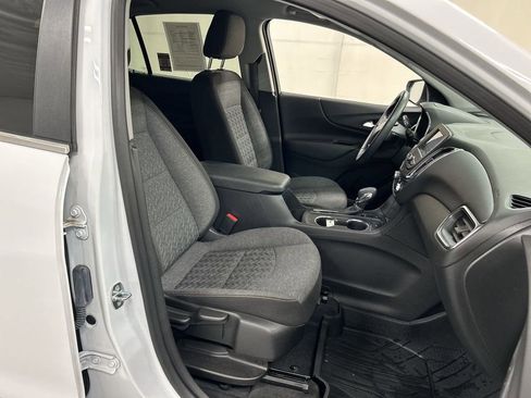 Certified 2023 Chevrolet Equinox LT AWD/4WD image 22