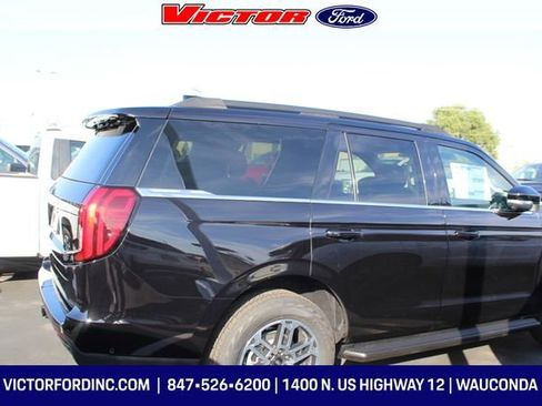 New 2025 Ford Expedition Active image 4