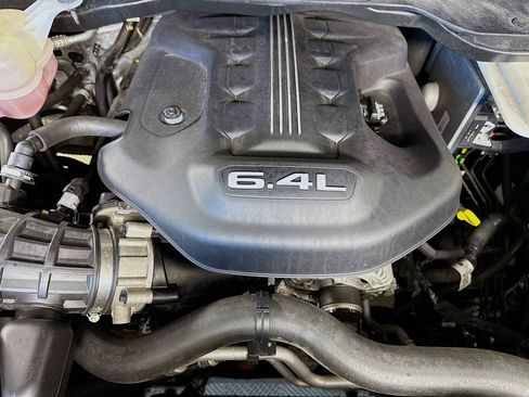 Used 2022 Jeep Grand Wagoneer Series II w/ Premium Group II image 37