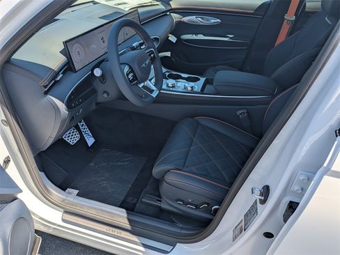 New 2026 Genesis GV70 3.5T Sport Prestige image 9
