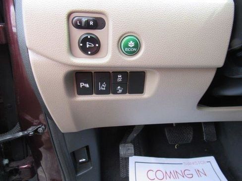 Used 2016 Honda Pilot Touring image 19