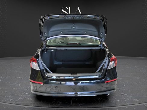 Used 2024 Honda Civic LX image 9
