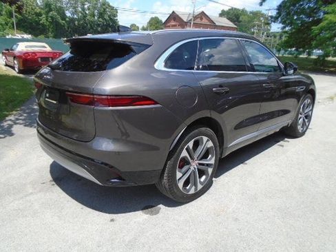 Used 2023 Jaguar F-PACE S AWD/4WD image 6