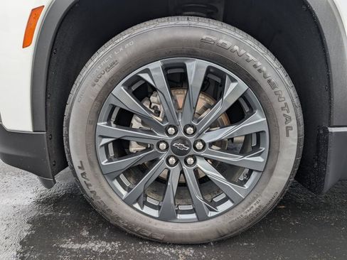 Used 2023 Chevrolet Traverse RS w/ LPO, Floor Liner Package image 33