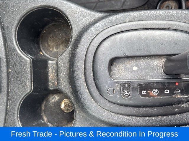 Used 2017 Nissan Versa S Plus FWD image 14