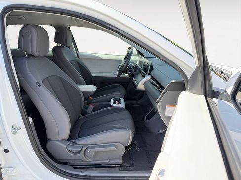 Used 2024 Hyundai Ioniq 5 SEL RWD image 25