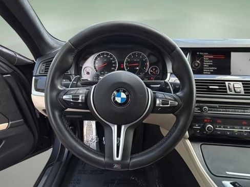Used 2016 BMW M5 RWD image 12
