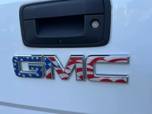 Used 2015 GMC Sierra 1500 SLE w/ SLE Value Package image 18
