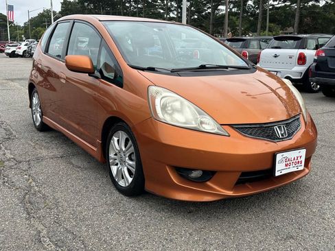 Used 2010 Honda Fit Sport image 3