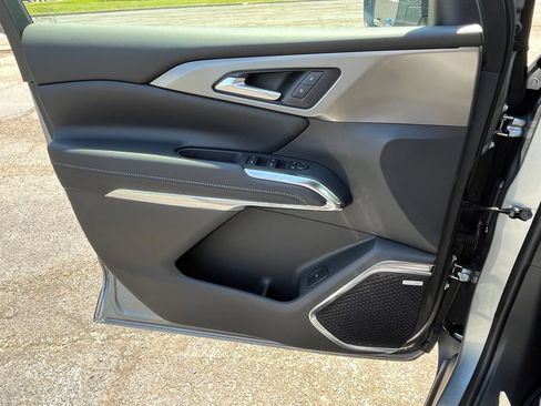 New 2026 Chevrolet Traverse LT w/ Enhanced Driving Package FWD image 7