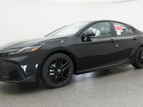 New 2026 Toyota Camry SE w/ Convenience Package FWD image 17