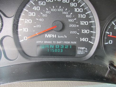 Used 2005 Chevrolet Impala SS w/ Sun And Sound Package image 32