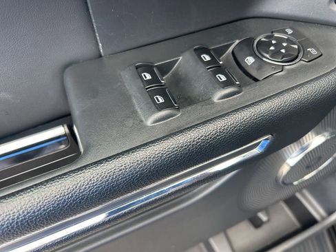 Used 2024 Ford Expedition XLT image 35