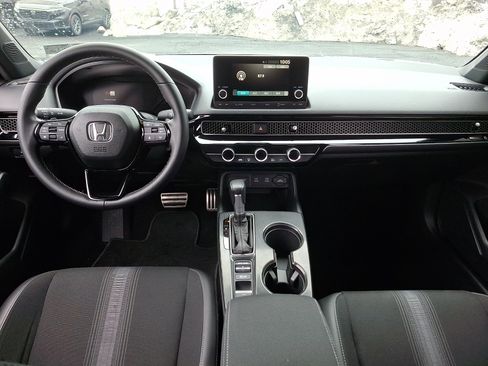 Used 2025 Honda Civic Sport image 11