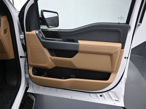 Used 2022 Ford F150 Lariat image 23