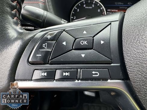 Used 2024 Nissan Sentra SR w/ SR Premium Package image 32