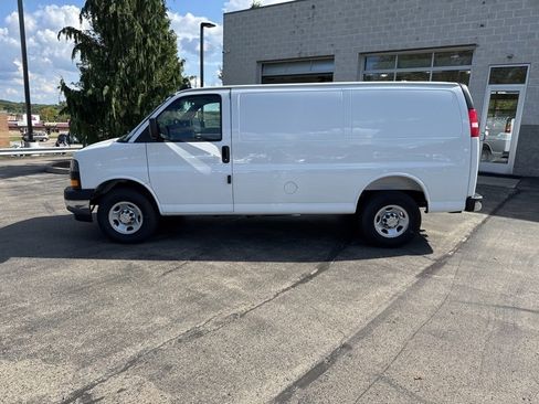 New 2025 Chevrolet Express 2500 w/ Driver Convenience Package image 4