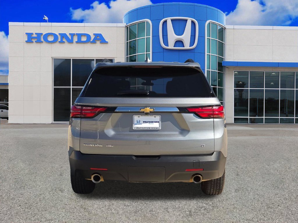 Used 2023 Chevrolet Traverse LT AWD/4WD image 4
