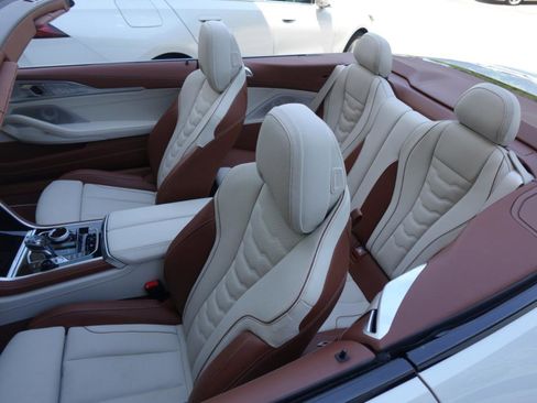 Used 2024 BMW M850i xDrive Convertible AWD/4WD image 15