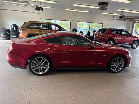 Used 2022 Ford Mustang GT Premium w/ Equipment Group 401A RWD image 40
