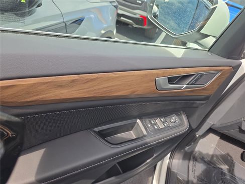 New 2026 Volkswagen Atlas SE image 18