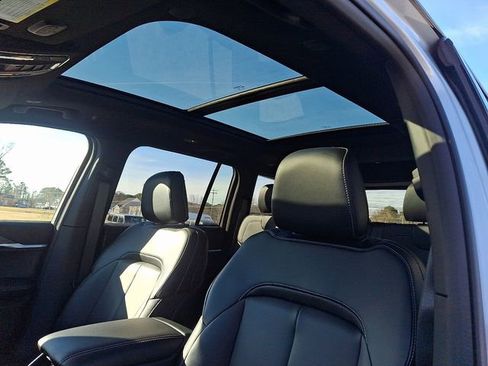 New 2025 Jeep Grand Cherokee Limited w/ MOPAR Finishing Package image 11