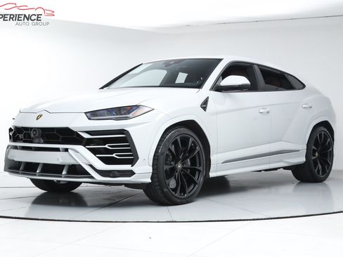 Used 2020 Lamborghini Urus AWD/4WD image 1