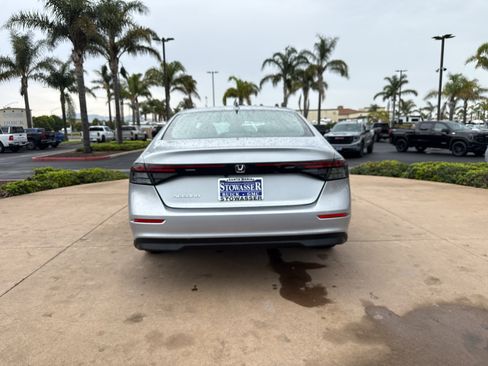 Used 2024 Honda Accord EX image 6