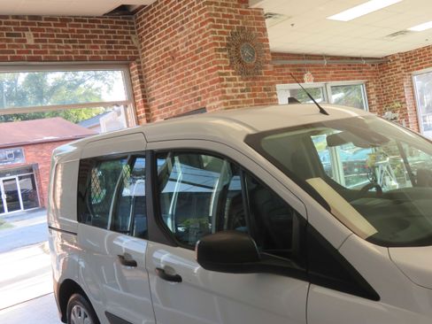 Used 2020 Ford Transit Connect XL image 57