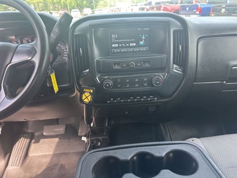 Used 2019 Chevrolet Silverado 3500 W/T w/ WT Convenience Package AWD/4WD image 17