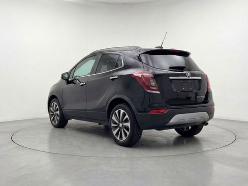 Used 2021 Buick Encore Preferred w/ Safety Package image 4