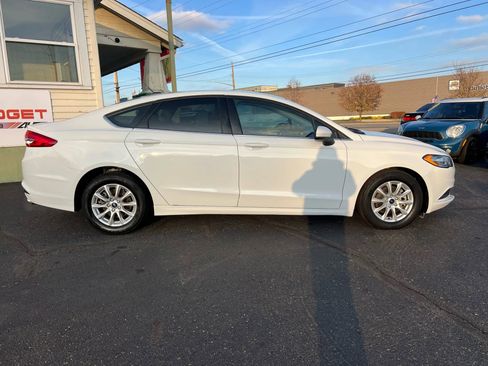 Used 2018 Ford Fusion S image 6