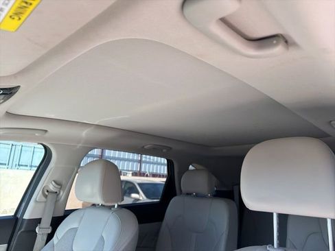 Used 2023 Kia Sorento SX image 22