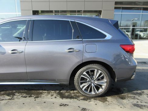 Used 2020 Acura MDX SH-AWD w/ Technology Package image 4