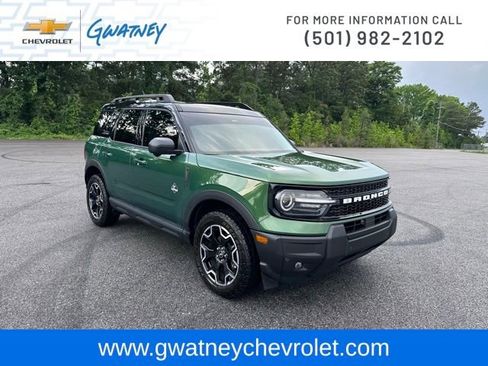 Used 2025 Ford Bronco Sport Outer Banks w/ Outer Banks Tech Package+ AWD/4WD image 3