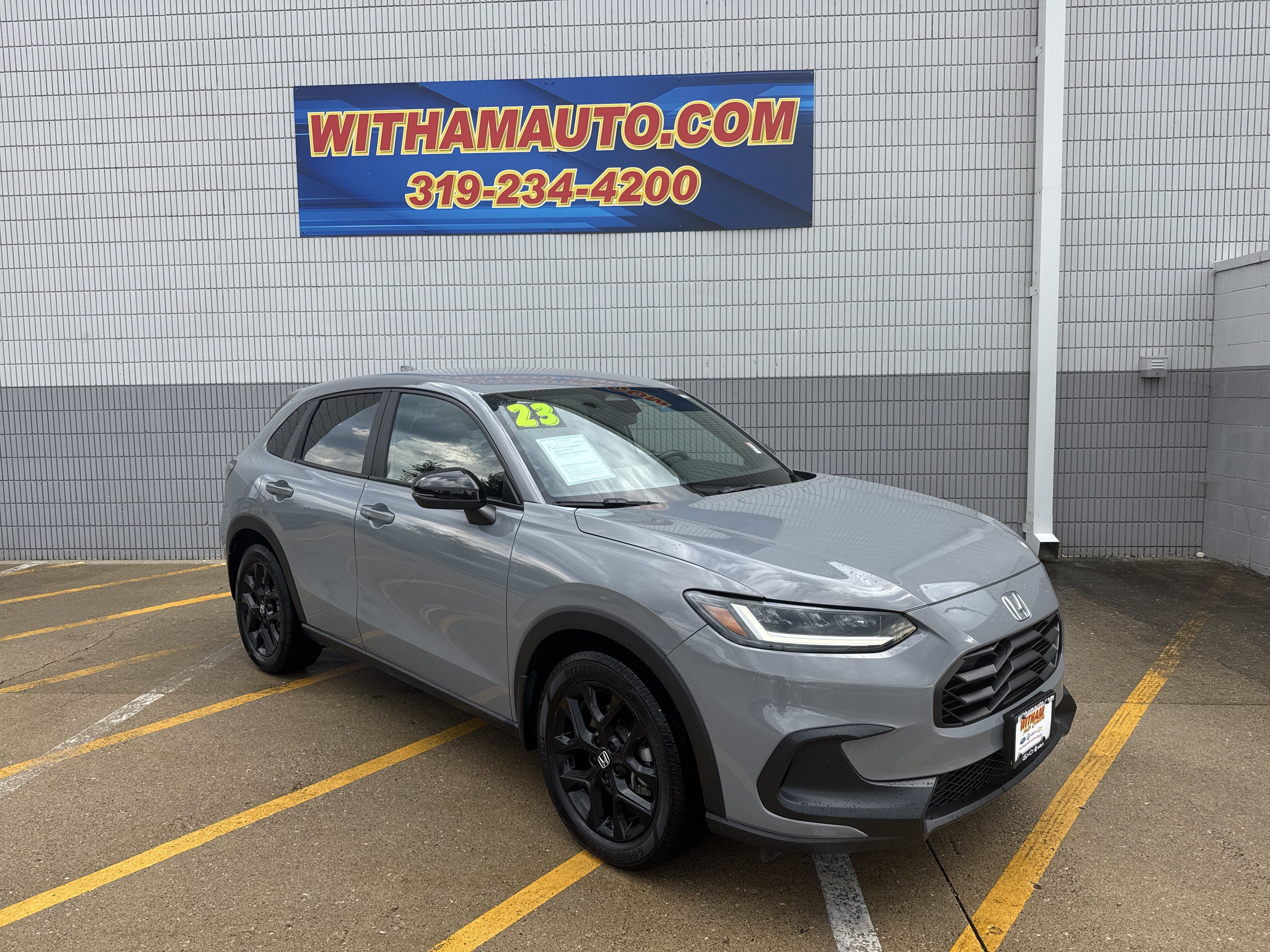 Used 2023 Honda HR-V Sport image 2