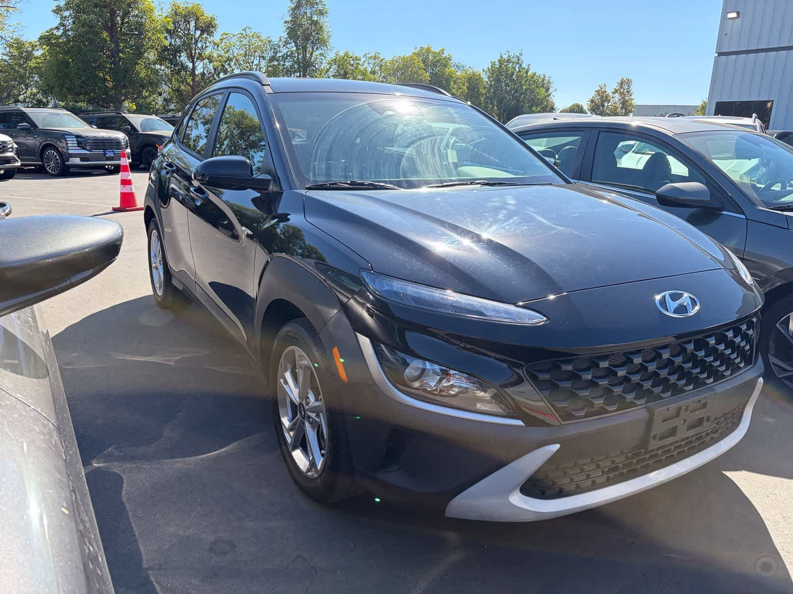 Certified 2023 Hyundai Kona SEL AWD/4WD image 2