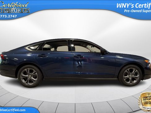 Used 2023 Honda Accord EX image 4