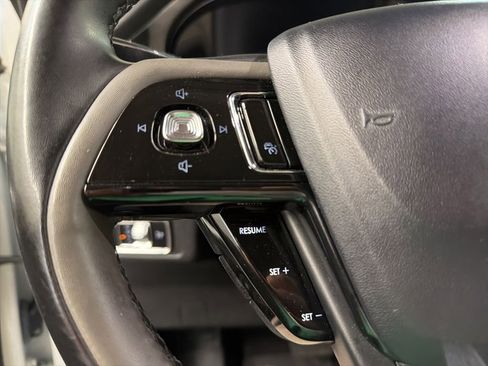 Used 2023 Lincoln Corsair AWD w/ Equipment Group 101A image 17