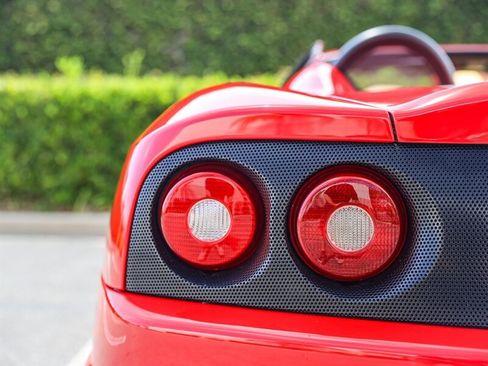 Used 2005 Ferrari 360 Spider RWD image 11