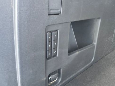 Used 2023 Ford Expedition Max XLT image 10